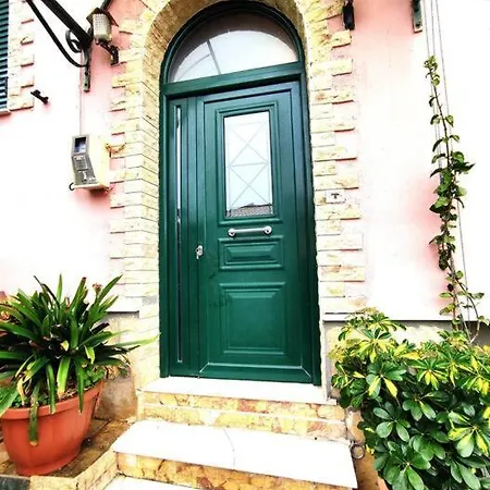 Apartment Voukamvilia Boutique
